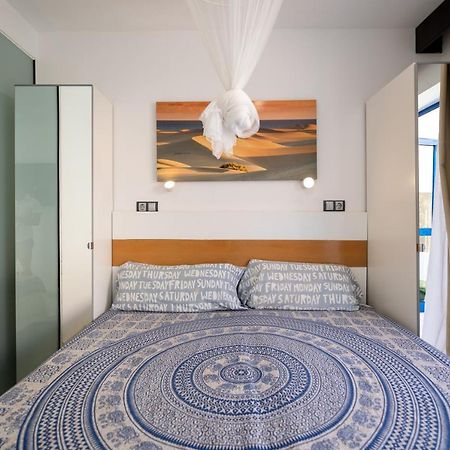 Apartamentos Playa Feliz Плайя-дель-Инглес Экстерьер фото